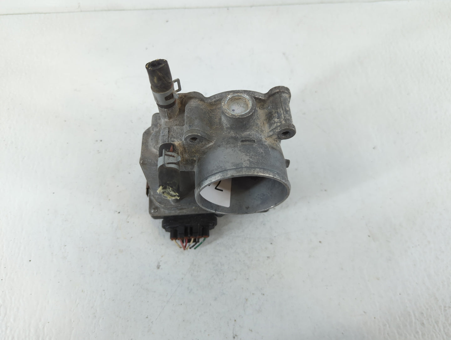 2013-2019 Nissan Sentra Throttle Body P/N:3RA60-01 A Fits Fits 2013 2014 2015 2016 2017 2018 2019 OEM Used Auto Parts - Oemu