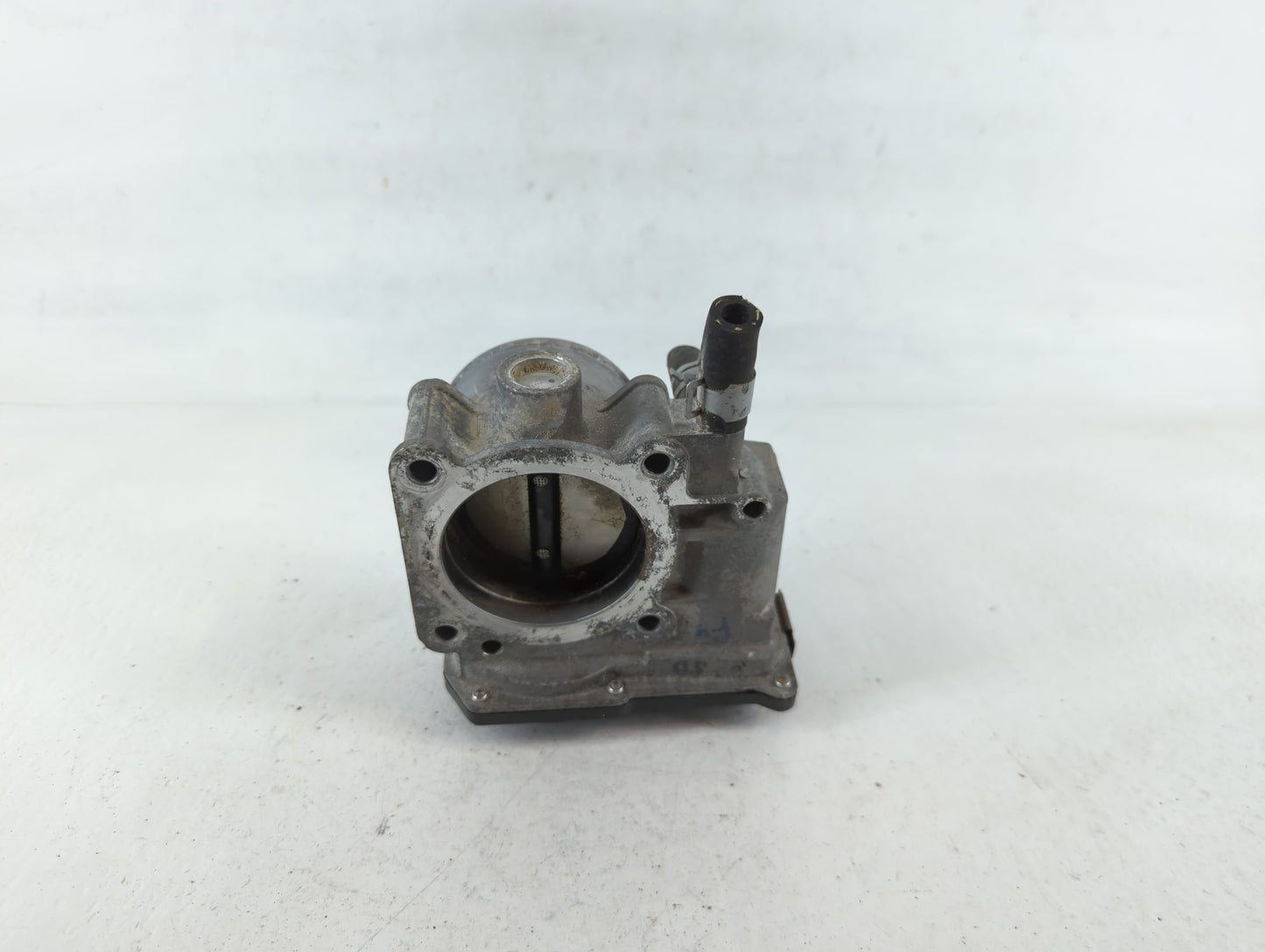 2013-2019 Nissan Sentra Throttle Body P/N:3RA60-01 A Fits Fits 2013 2014 2015 2016 2017 2018 2019 OEM Used Auto Parts - Oemu