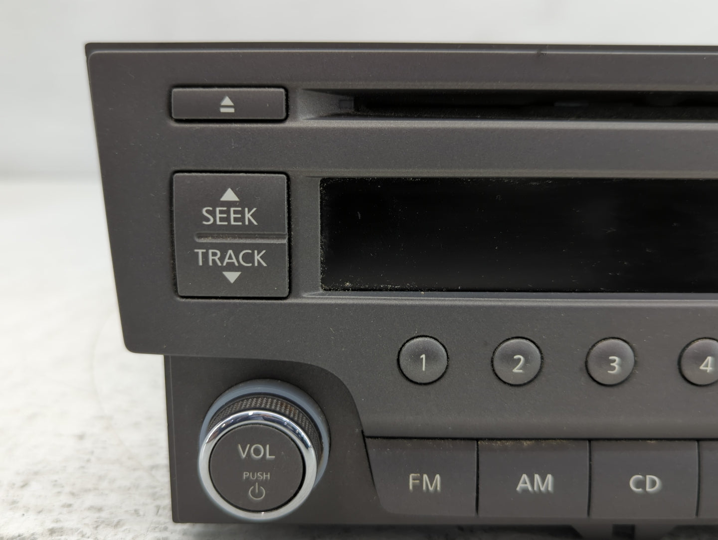 2013-2014 Nissan Sentra Am Fm Cd Player Radio Receiver - Oemusedautoparts1.com