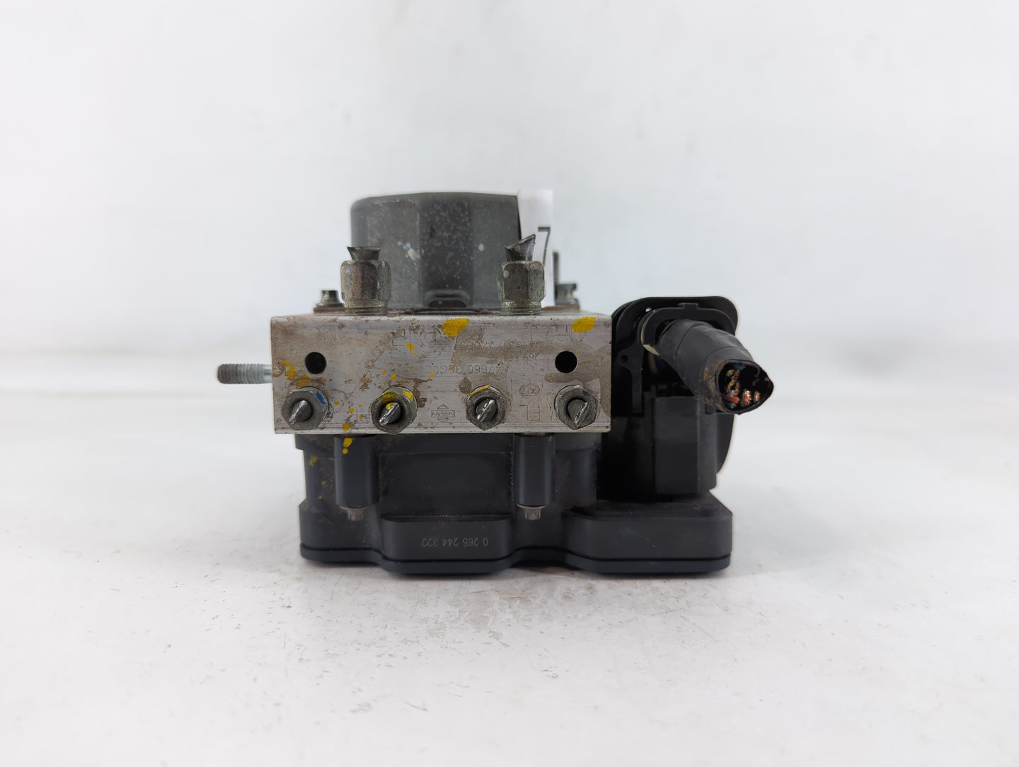 2013-2014 Nissan Sentra ABS Pump Control Module Replacement P/N:47660 3SG0C Fits Fits 2013 2014 OEM Used Auto Parts - Oemuse