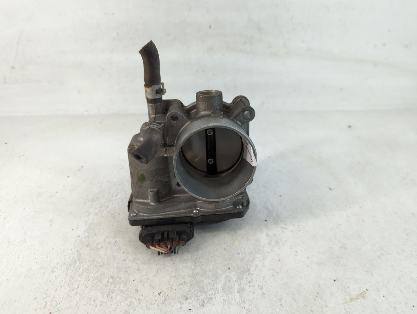 2013-2019 Nissan Sentra Throttle Body P/N:3RA60-01 A Fits Fits 2013 2014 2015 2016 2017 2018 2019 OEM Used Auto Parts - Oemu