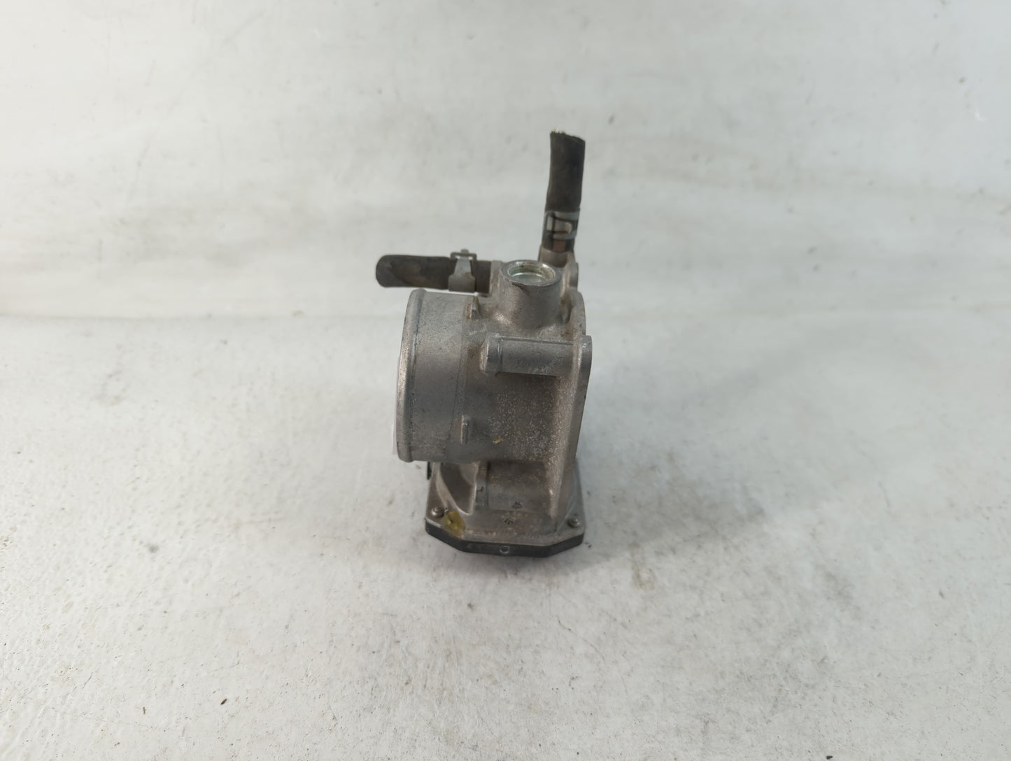 2013-2019 Nissan Sentra Throttle Body P/N:3RA60-01 A Fits Fits 2013 2014 2015 2016 2017 2018 2019 OEM Used Auto Parts - Oemu