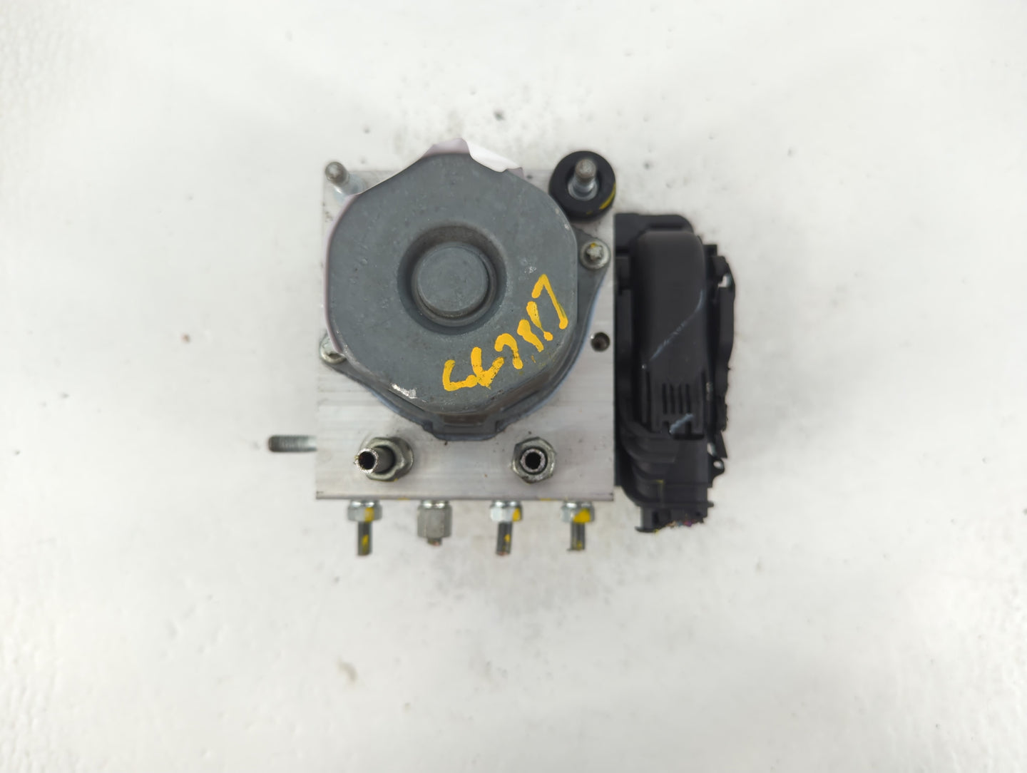 2014-2015 Nissan Sentra ABS Pump Control Module Replacement P/N:47660 3SG00 Fits Fits 2014 2015 OEM Used Auto Parts - Oemuse