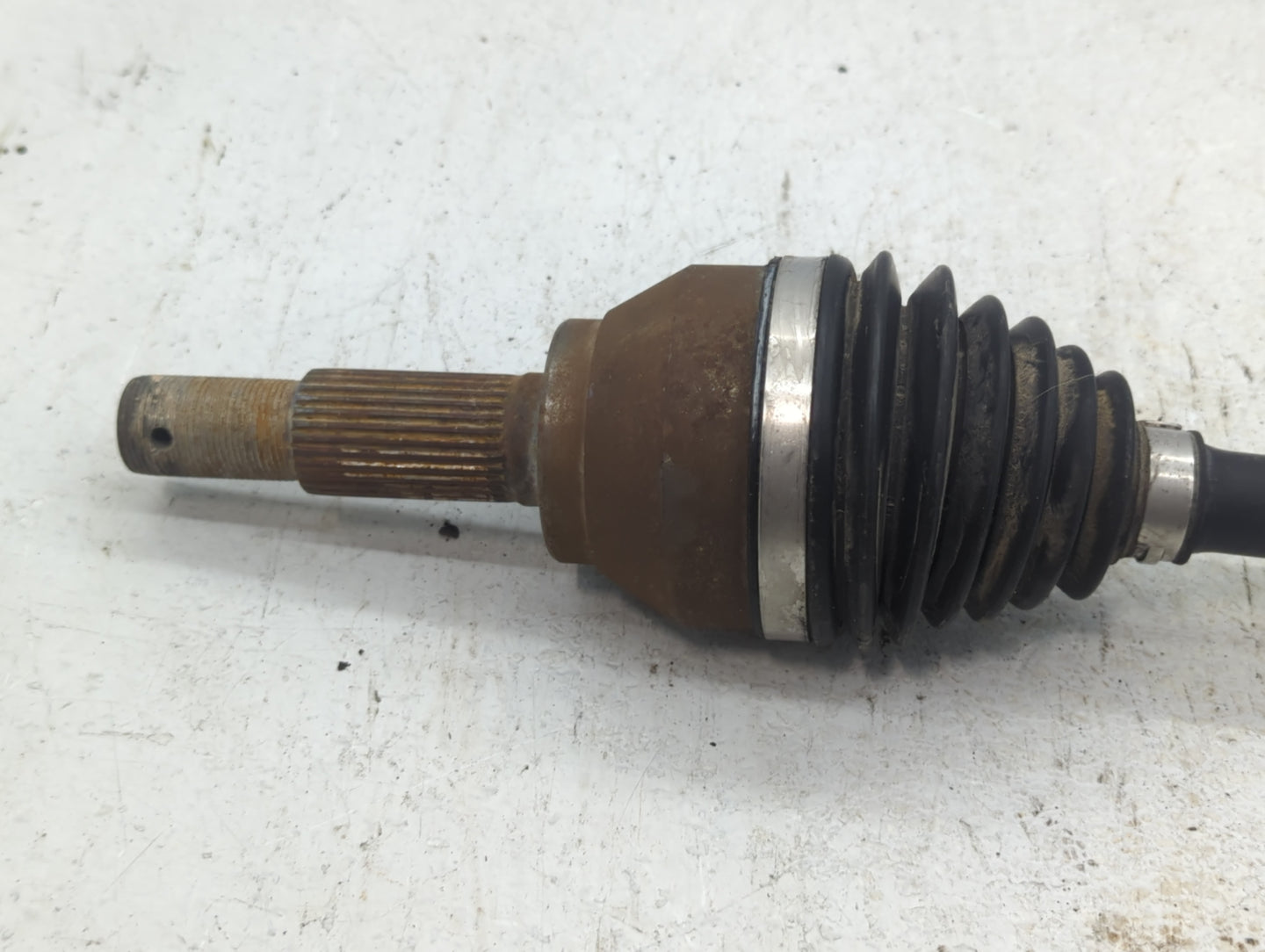 2013-2019 Nissan Sentra Axle Shaft Front Driver Cv C/v - Oemusedautoparts1.com