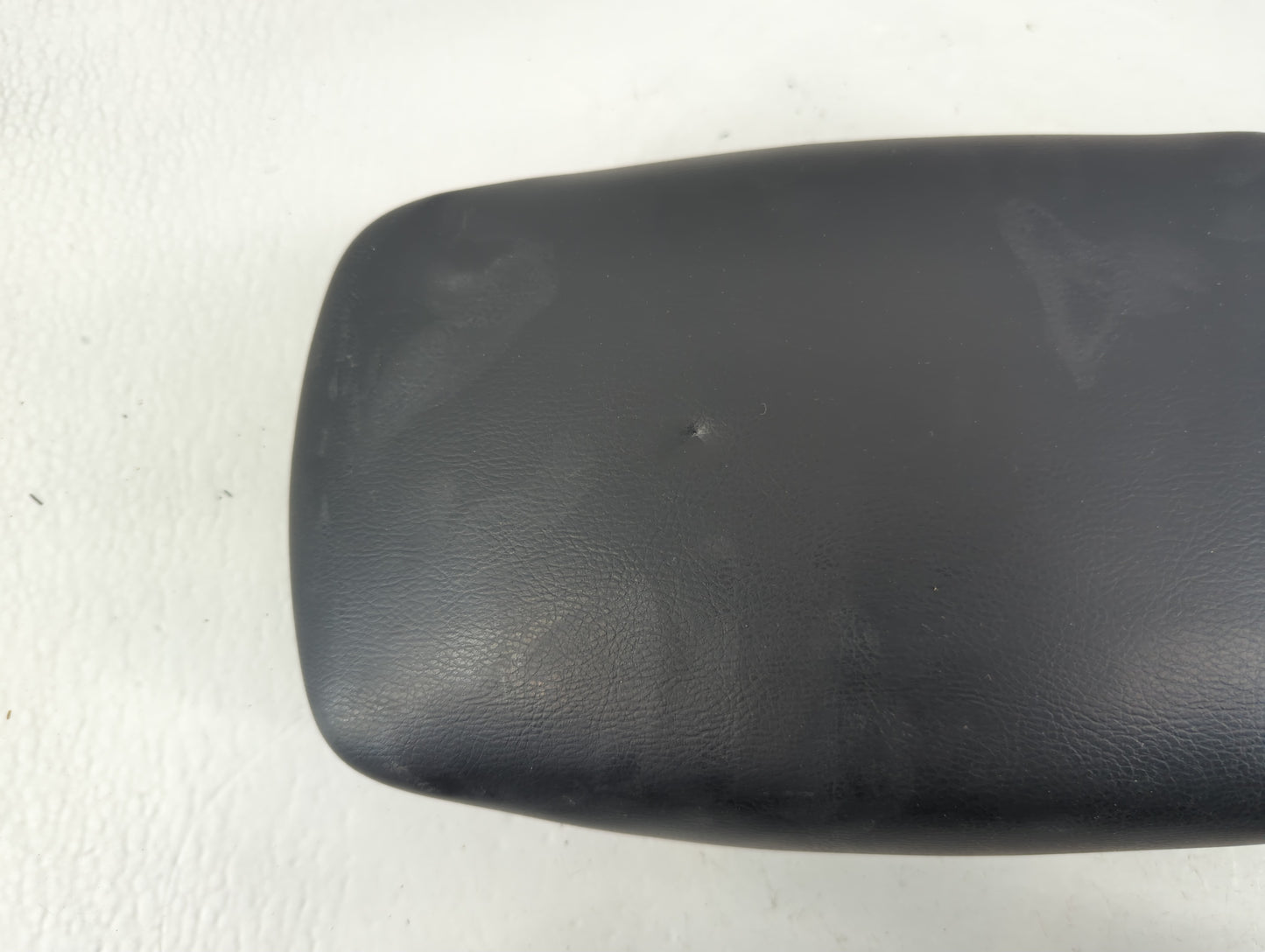 2014 Nissan Sentra Center Console Armrest Cover Lid P/N:M12 Fits OEM Used Auto Parts - Oemusedautoparts1.com