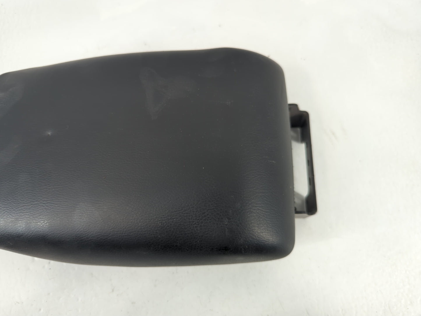 2014 Nissan Sentra Center Console Armrest Cover Lid P/N:M12 Fits OEM Used Auto Parts - Oemusedautoparts1.com