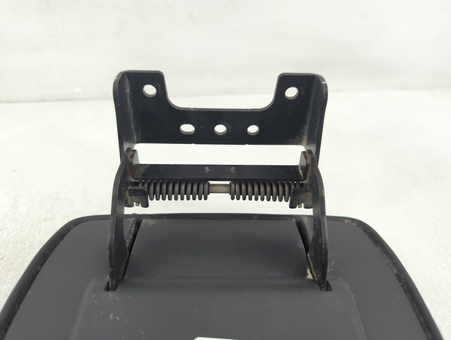 2014 Nissan Sentra Center Console Armrest Cover Lid P/N:M12 Fits OEM Used Auto Parts - Oemusedautoparts1.com