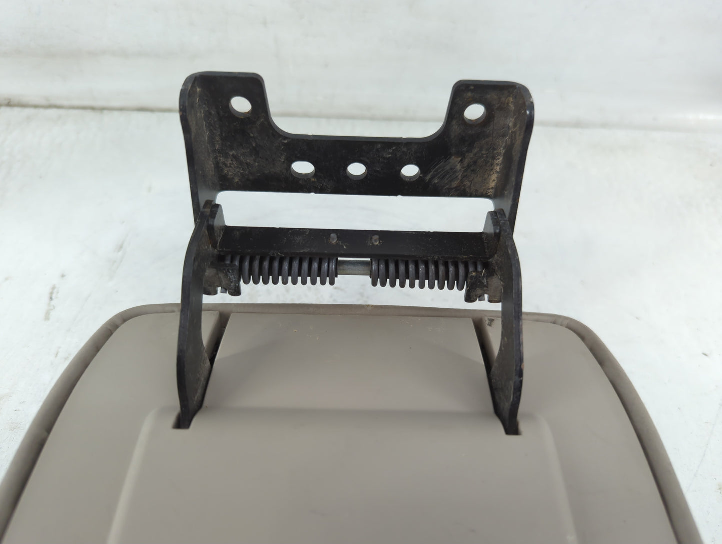 2013-2016 Nissan Sentra Center Console Armrest Cover Lid P/N:M12 Fits Fits 2013 2014 2015 2016 OEM Used Auto Parts - Oemused