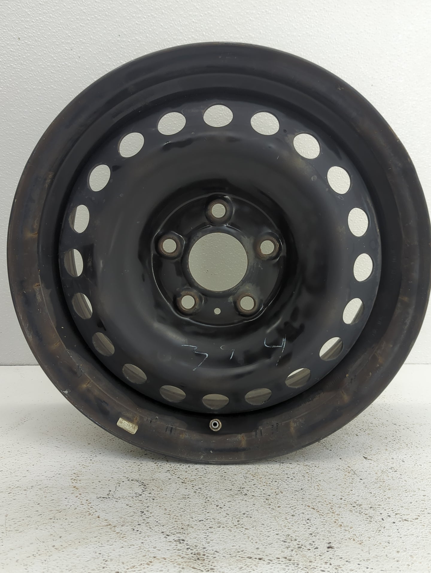 2013-2019 Nissan Sentra Oem Wheel Rim - Oemusedautoparts1.com