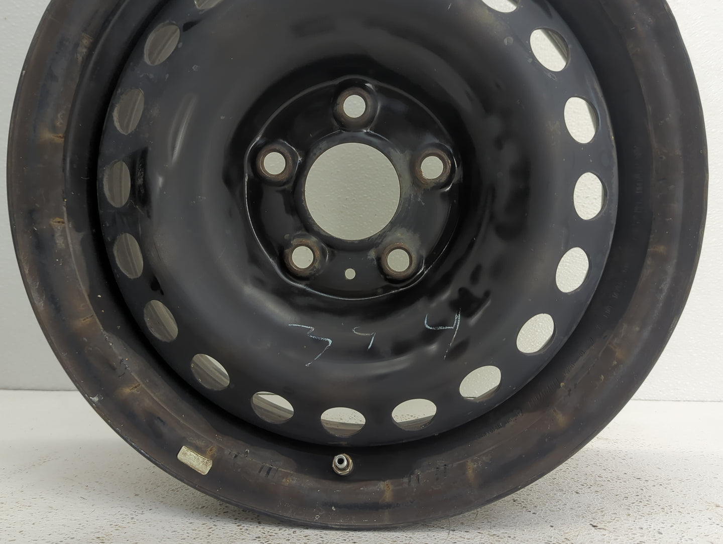 2013-2019 Nissan Sentra Oem Wheel Rim - Oemusedautoparts1.com