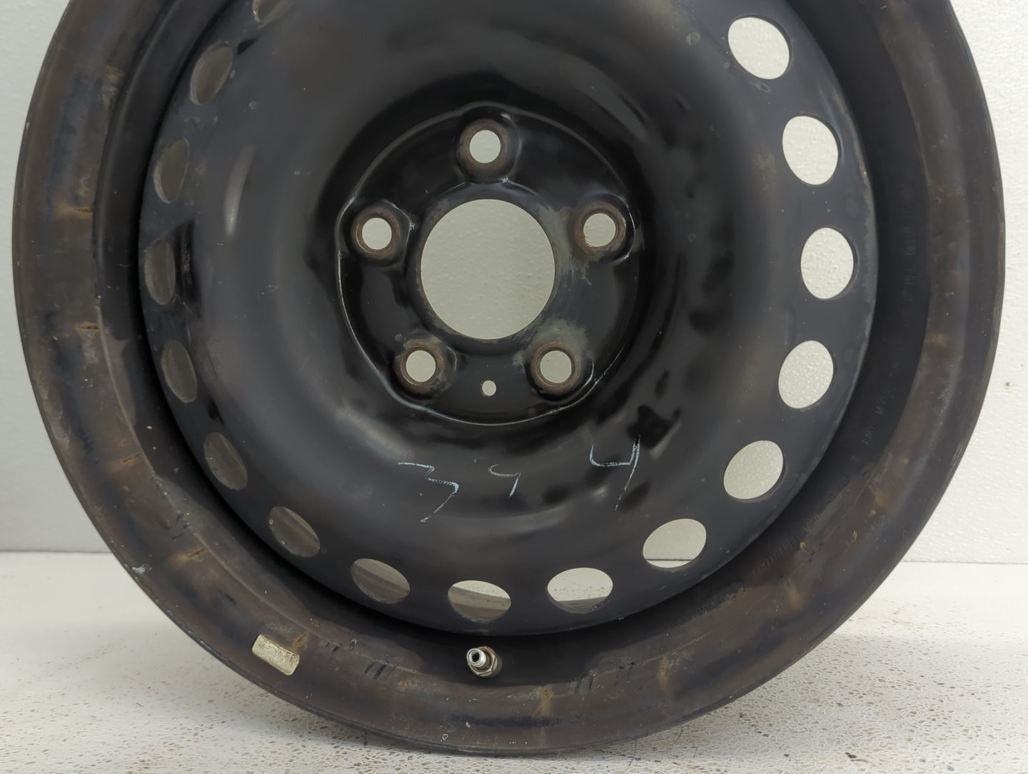 2013-2019 Nissan Sentra Oem Wheel Rim - Oemusedautoparts1.com