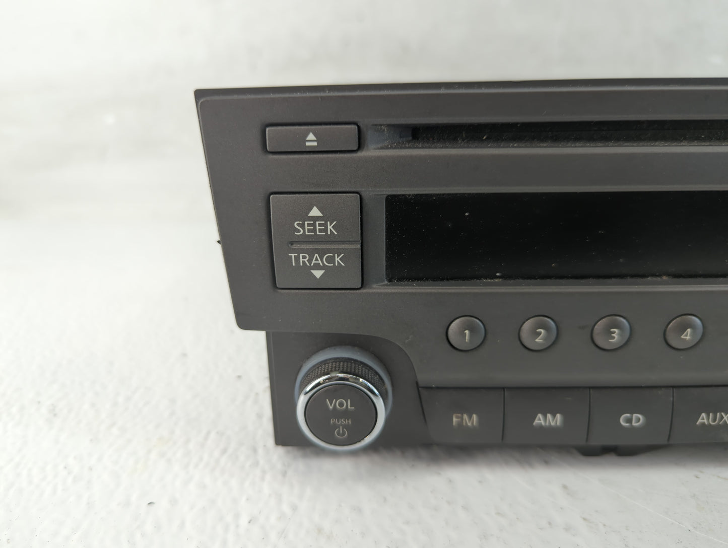 2013-2014 Nissan Sentra Radio AM FM Cd Player Receiver Replacement P/N:28185 3RA2A Fits Fits 2013 2014 OEM Used Auto Parts -