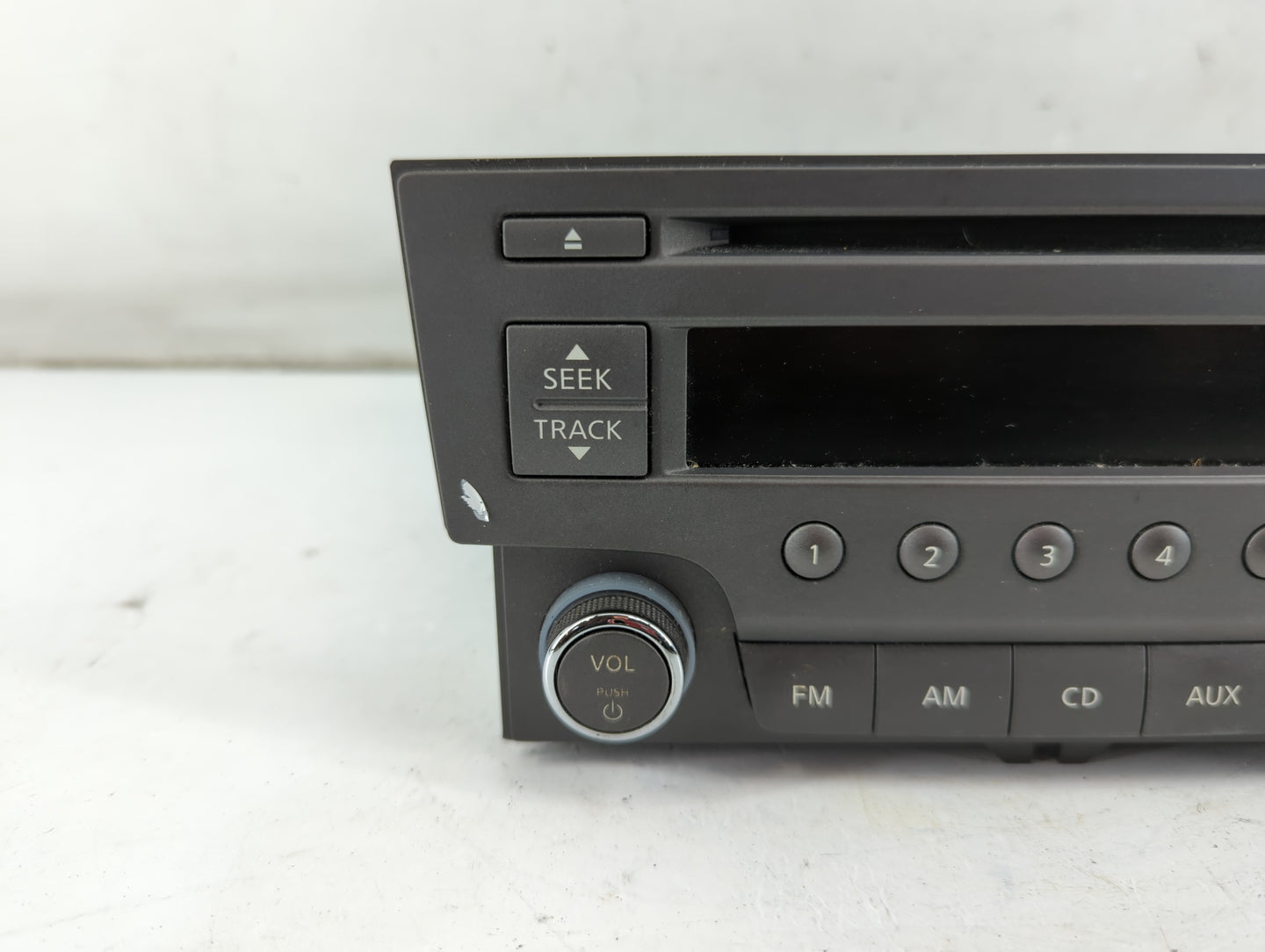 2013-2014 Nissan Sentra Radio AM FM Cd Player Receiver Replacement P/N:28185 3RA2A Fits Fits 2013 2014 OEM Used Auto Parts -