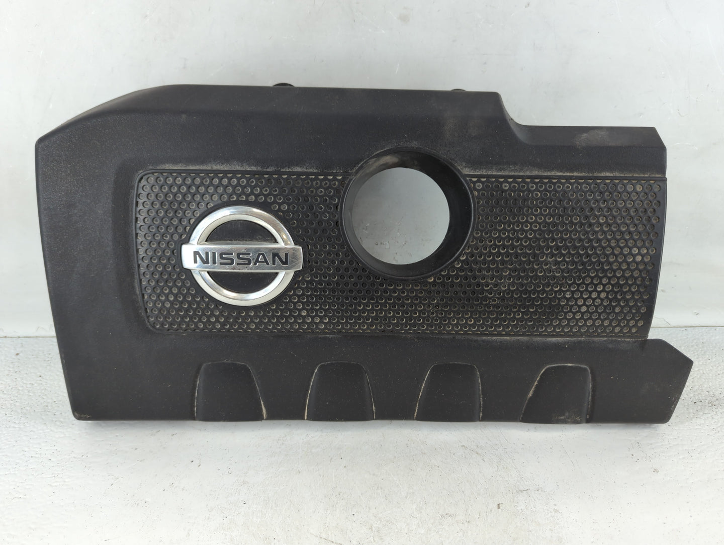 2014 Nissan Sentra Engine Cover 938026 - Oemusedautoparts1.com