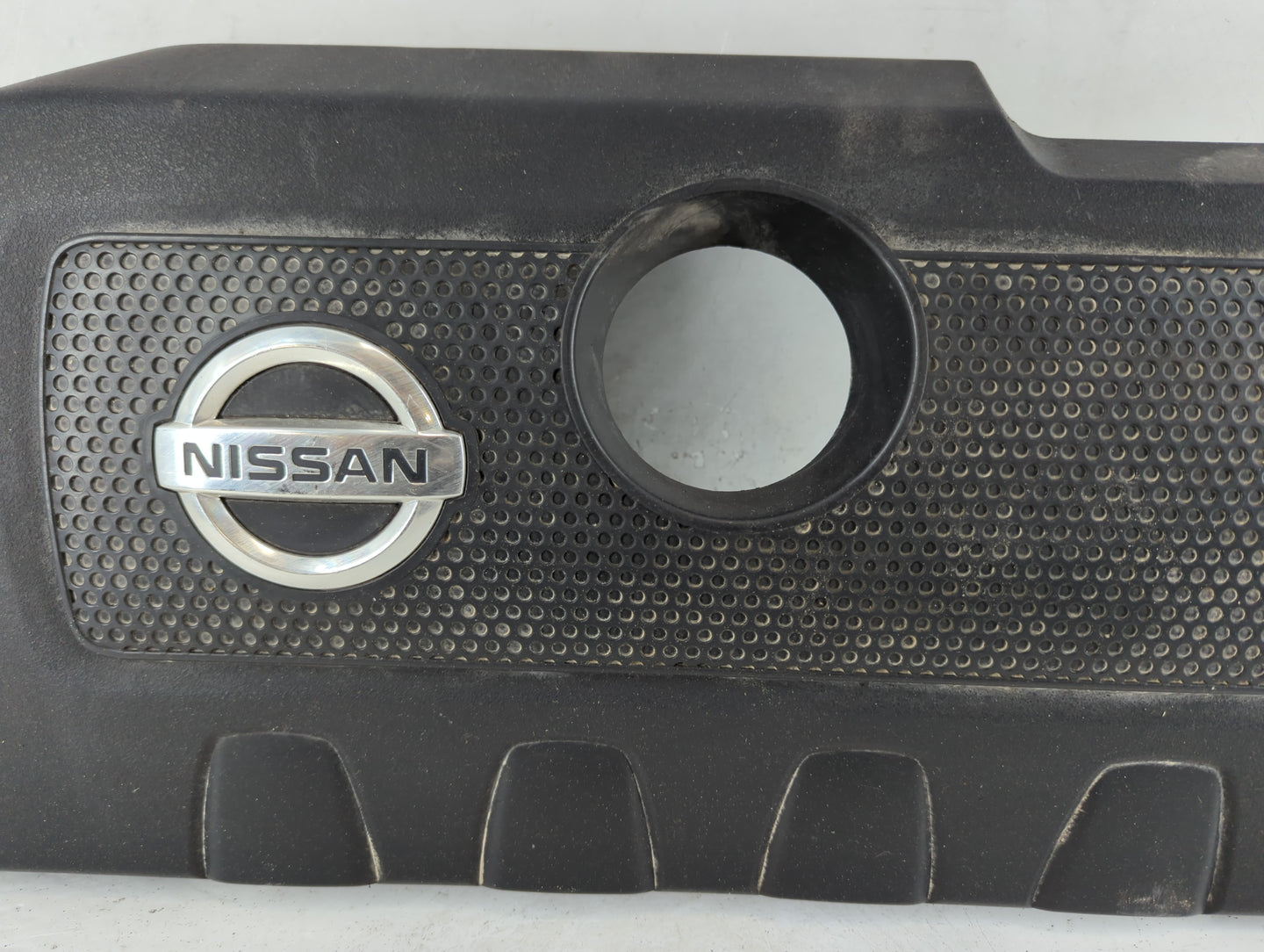 2014 Nissan Sentra Engine Cover - Oemusedautoparts1.com