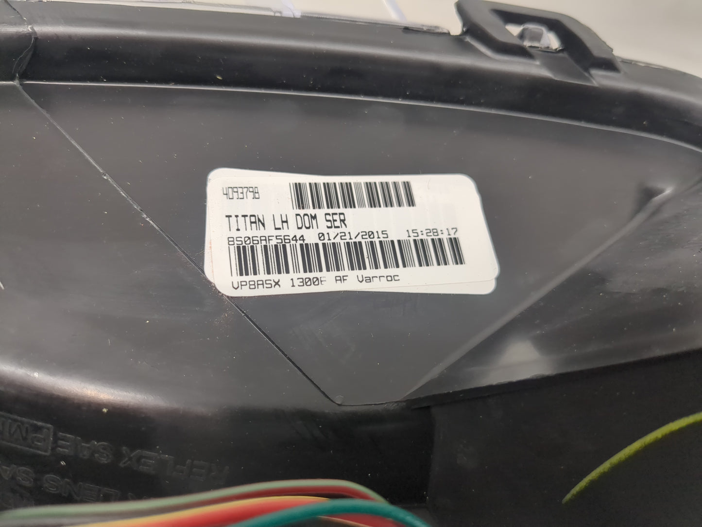2014 Nissan Titan Driver Left Oem Head Light Headlight Lamp - Oemusedautoparts1.com