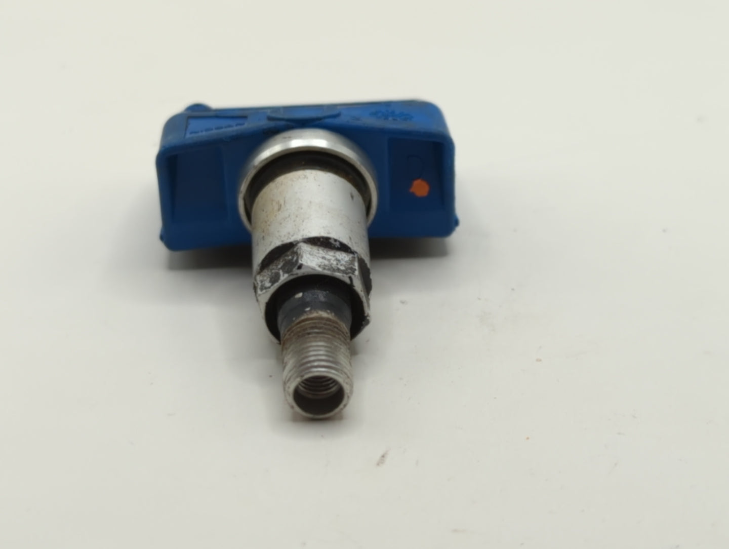 2014 Nissan Titan Tire Pressure Monitoring System Sensor Tpms - Oemusedautoparts1.com