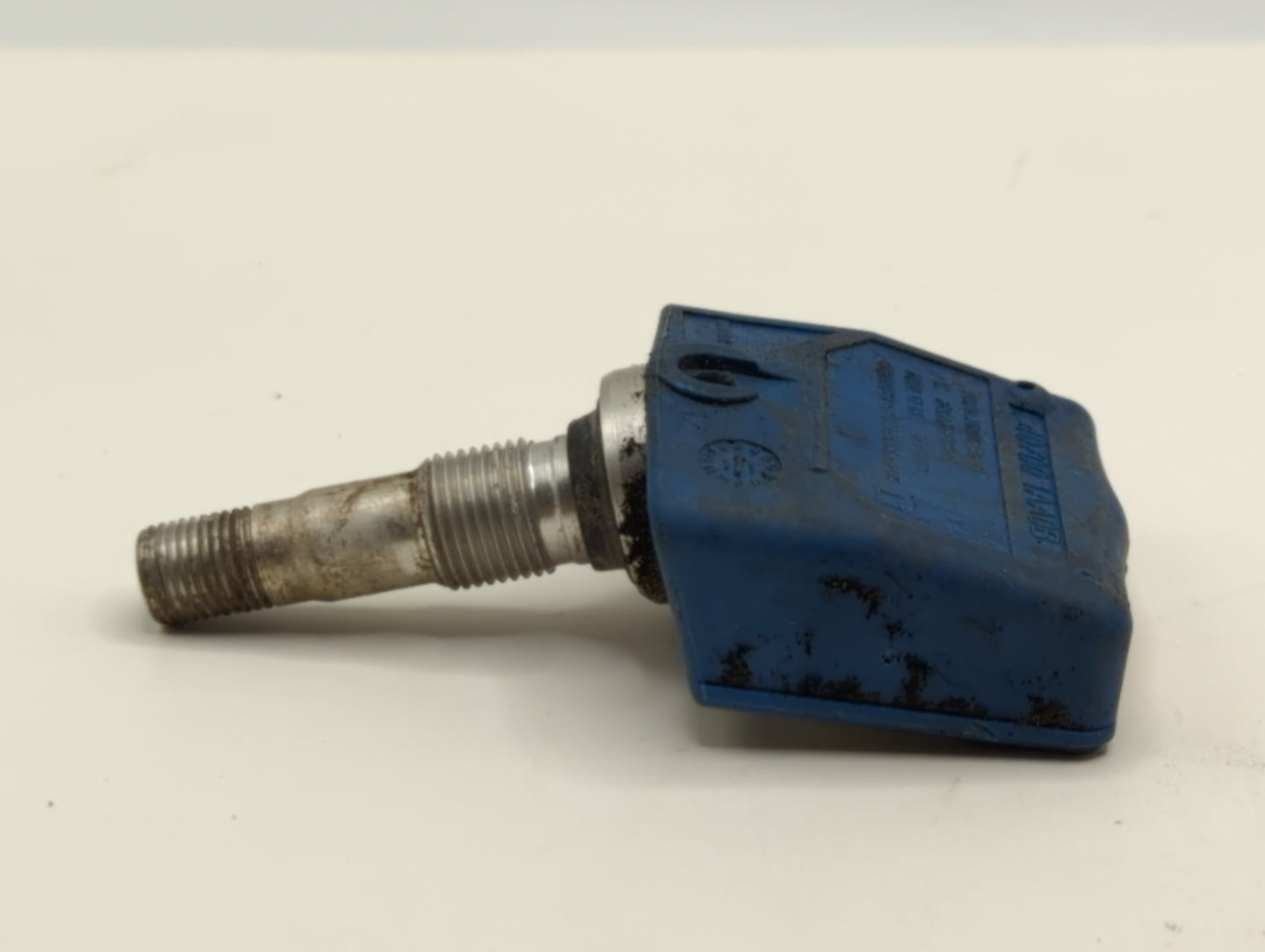 2014 Nissan Titan Tire Pressure Monitoring System Sensor Tpms - Oemusedautoparts1.com