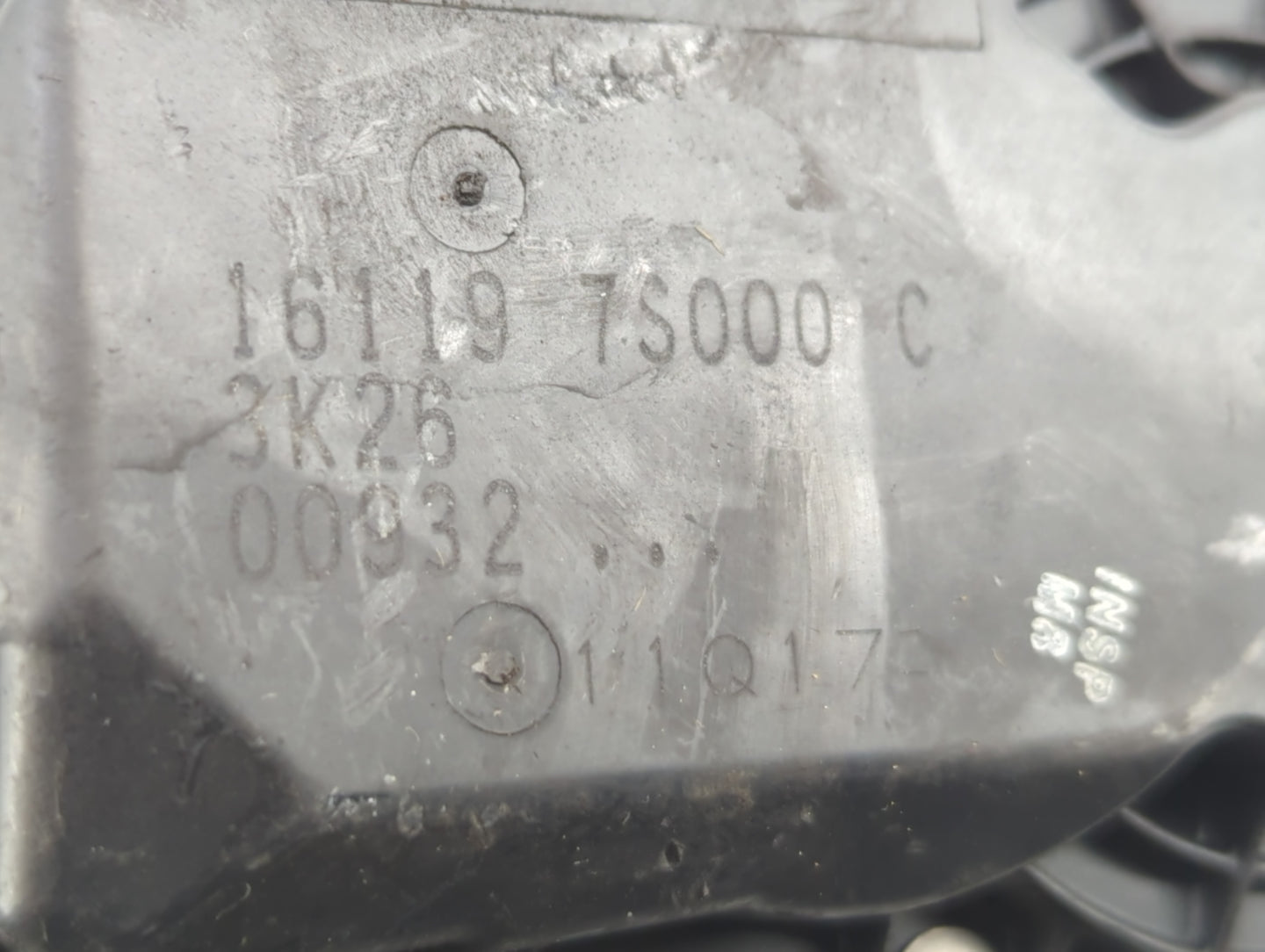 2013-2015 Nissan Titan Throttle Body P/N:16119 7S000 C Fits Fits 2012 2013 2014 2015 2016 OEM Used Auto Parts - Oemusedautop