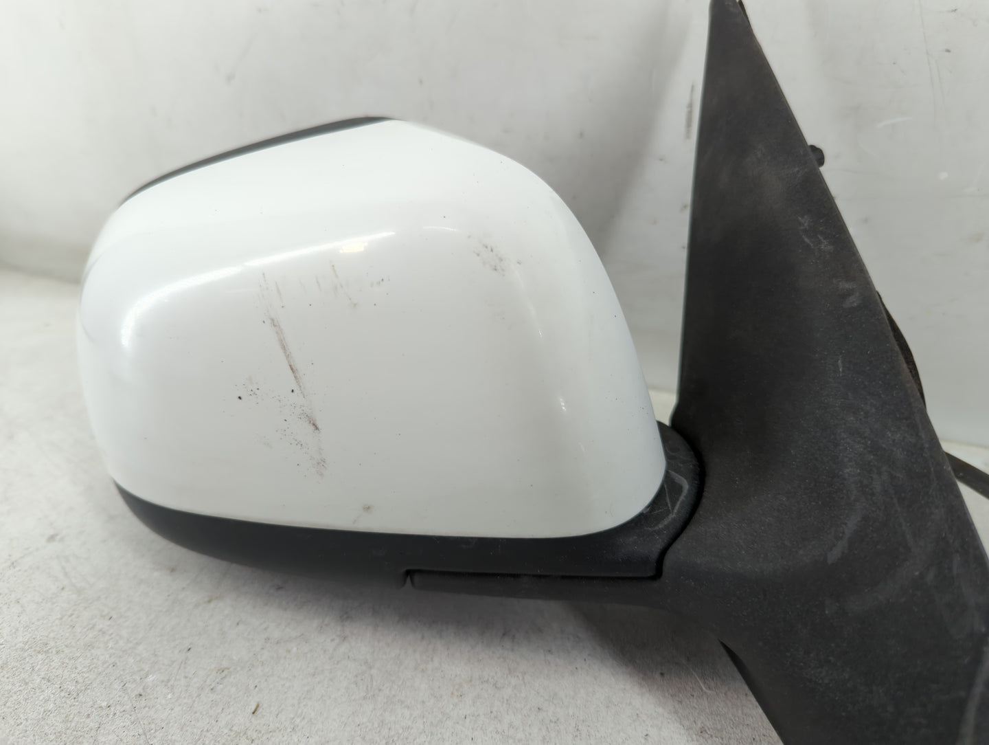 2012-2014 Nissan Versa Passenger Side View Mirror - Right Door Mirror OEM Used - Oemusedautoparts1.com