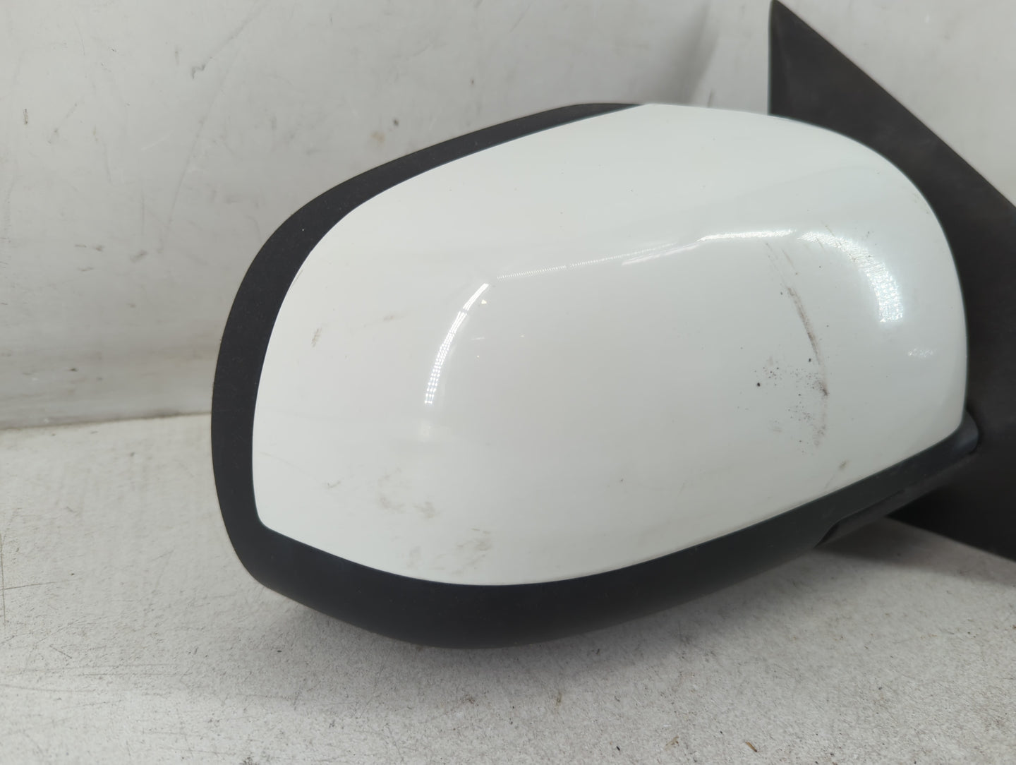 2012-2014 Nissan Versa Passenger Side View Mirror - Right Door Mirror OEM Used - Oemusedautoparts1.com