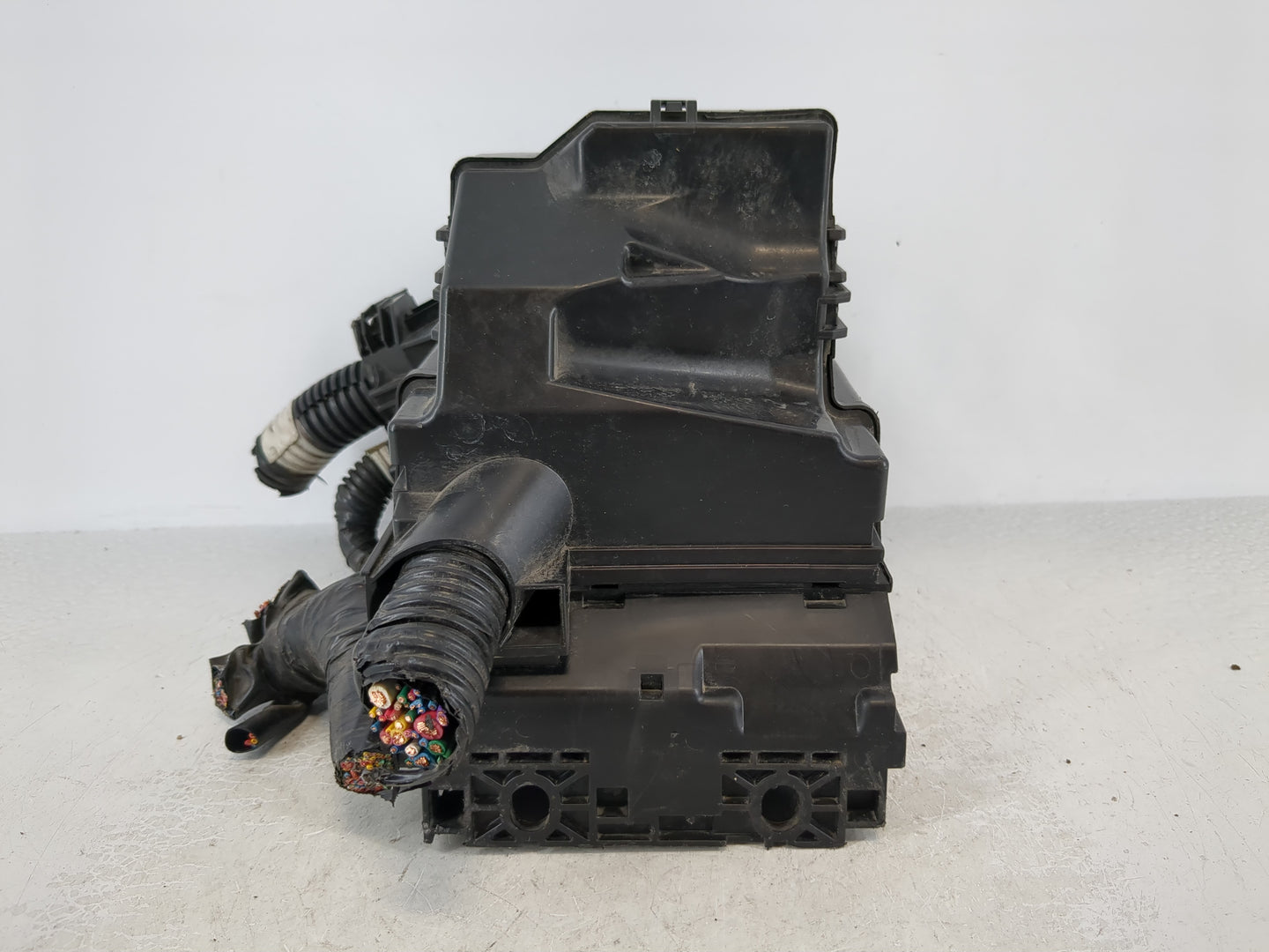 2013-2019 Nissan Versa Fusebox Fuse Box Panel Relay Module P/N:284B7 1HR0C Fits Fits 2013 2014 2015 2016 2017 2018 2019 OEM 