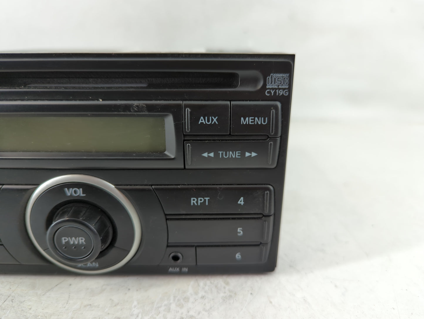 2012-2014 Nissan Versa Radio AM FM Cd Player Receiver Replacement P/N:28185 3AN0A Fits Fits 2012 2013 2014 OEM Used Auto Par