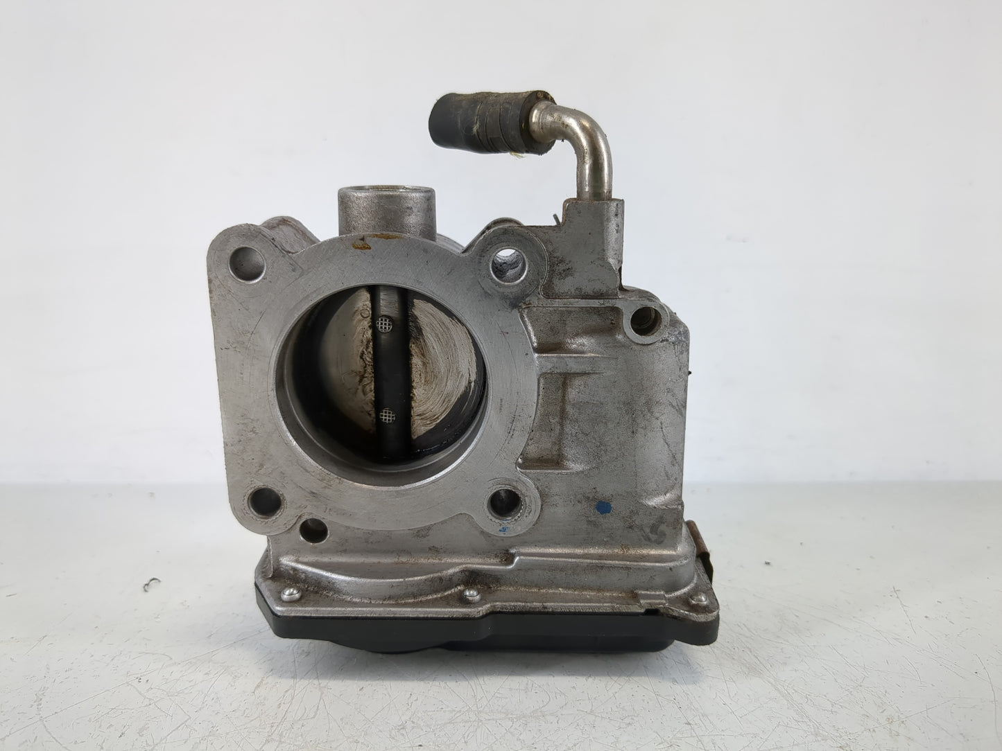 2012-2019 Nissan Versa Throttle Body P/N:3AA50-02 E Fits Fits 2012 2013 2014 2015 2016 2017 2018 2019 OEM Used Auto Parts - 