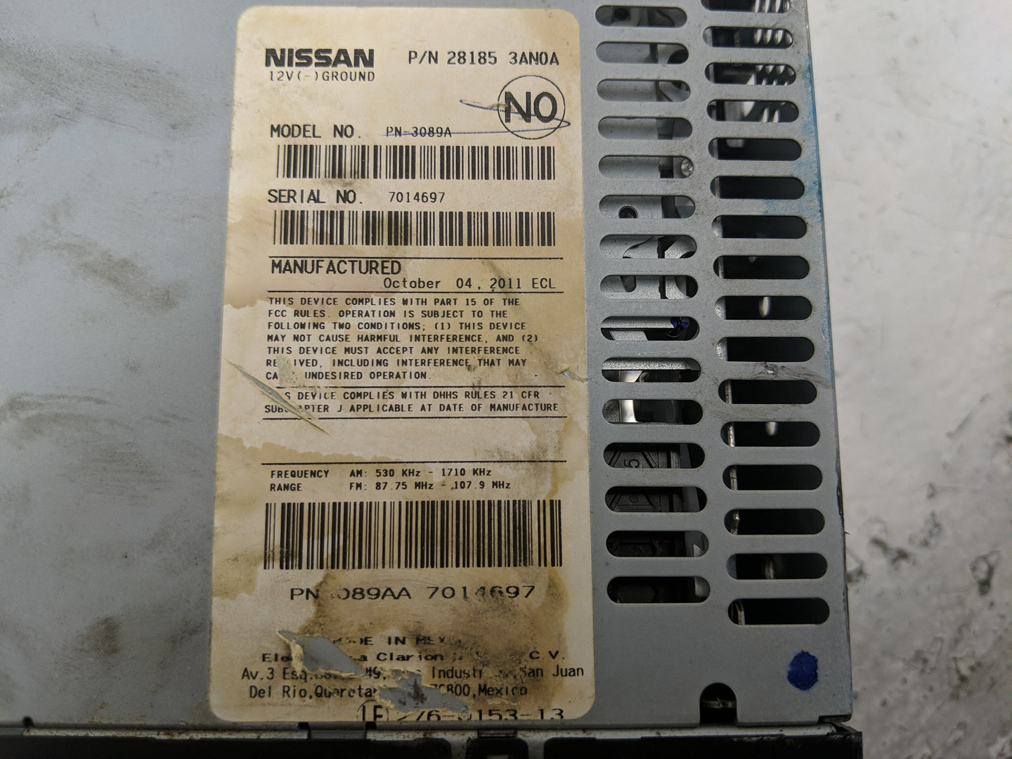 2012-2014 Nissan Versa Radio AM FM Cd Player Receiver Replacement P/N:28185 3AN0A Fits Fits 2012 2013 2014 OEM Used Auto Par