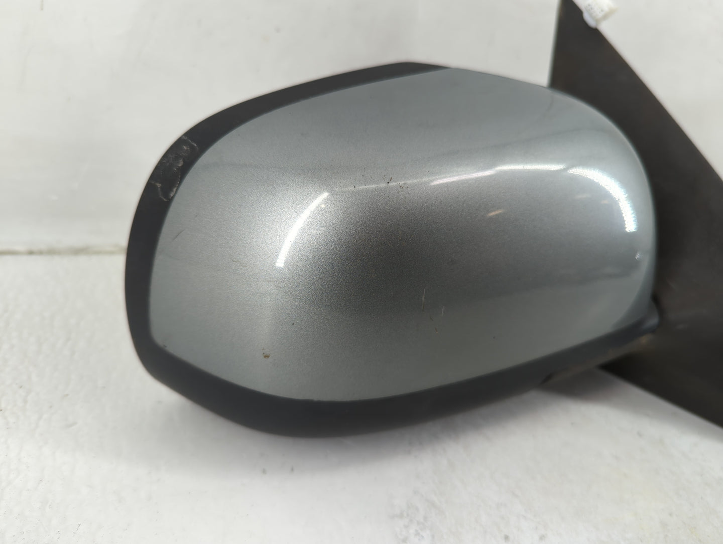 2012-2014 Nissan Versa Passenger Side View Mirror - Right Door Mirror OEM Used - Oemusedautoparts1.com