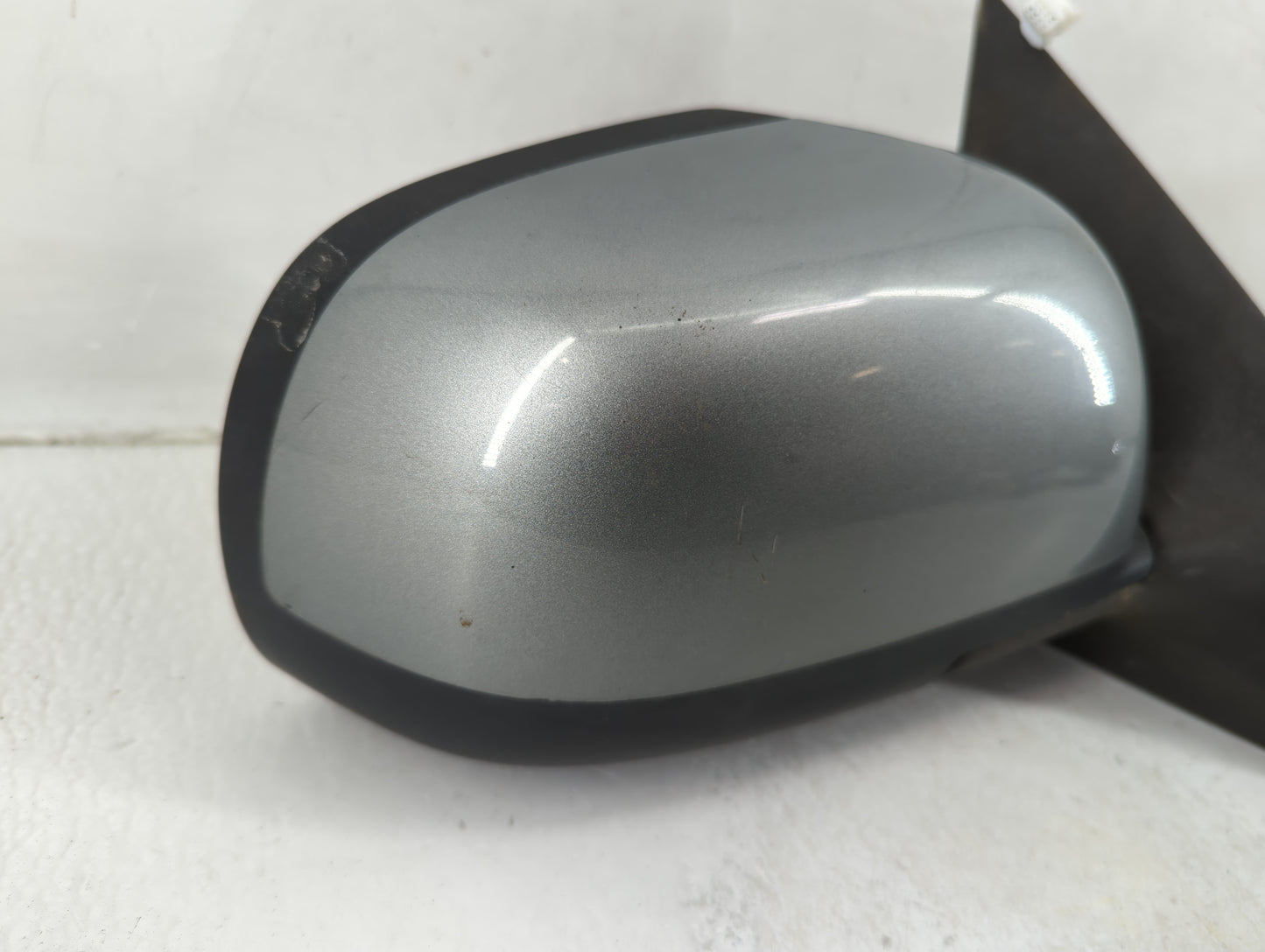 2012-2014 Nissan Versa Passenger Side View Mirror - Right Door Mirror OEM Used - Oemusedautoparts1.com