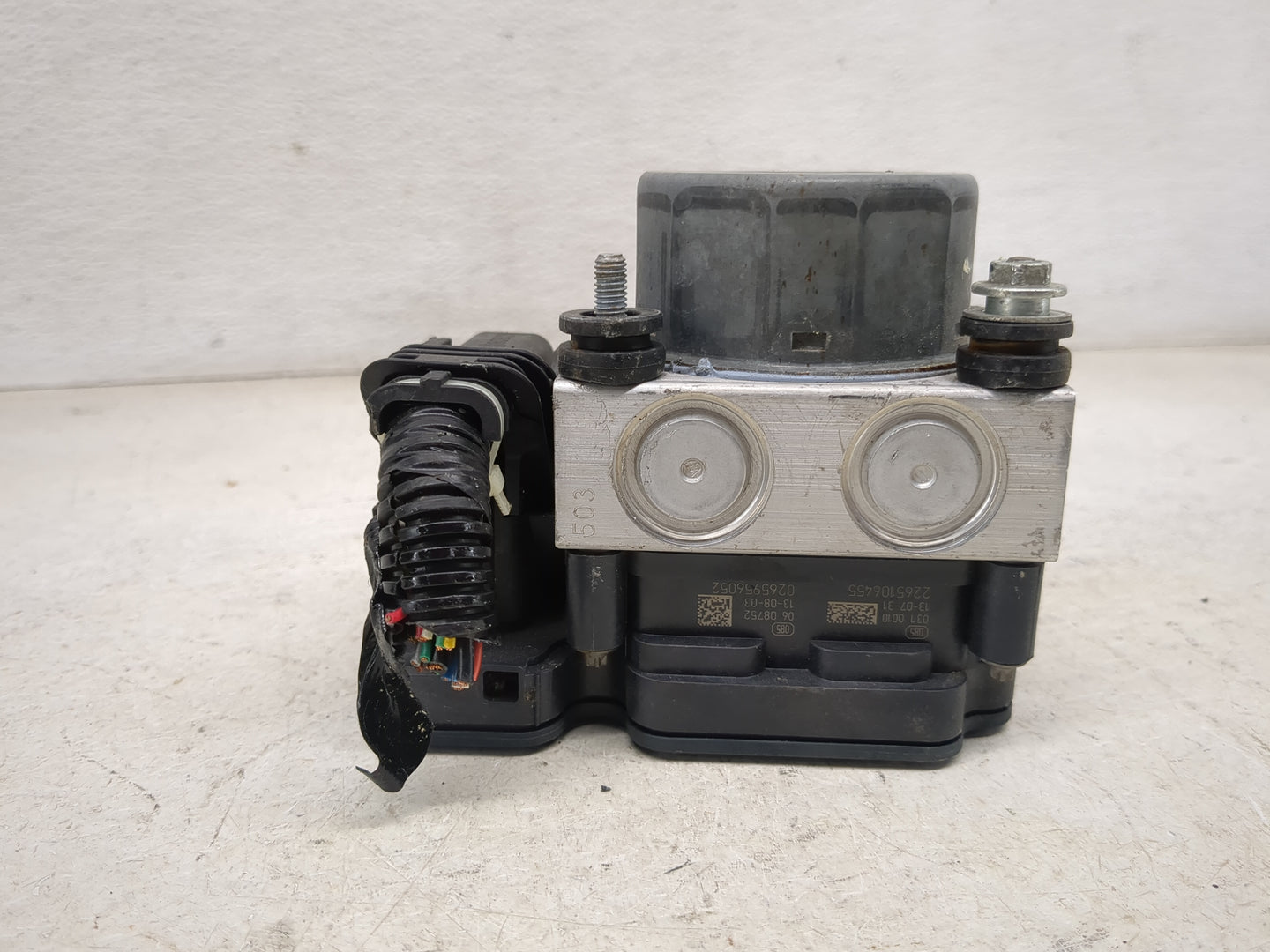 2014 Nissan Versa ABS Pump Control Module Replacement Fits OEM Used Auto Parts - Oemusedautoparts1.com
