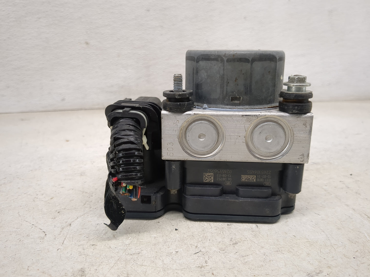 2014 Nissan Versa ABS Pump Control Module Replacement Fits OEM Used Auto Parts - Oemusedautoparts1.com