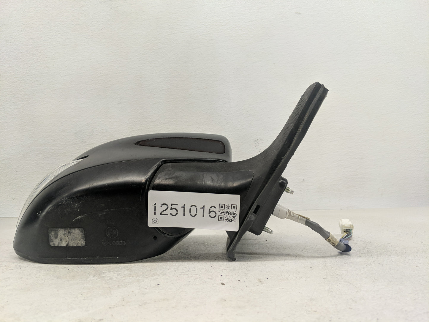 2014 Nissan Versa Side Mirror Replacement Driver Left View Door Mirror P/N:2037 5001 Fits OEM Used Auto Parts - Oemusedautop
