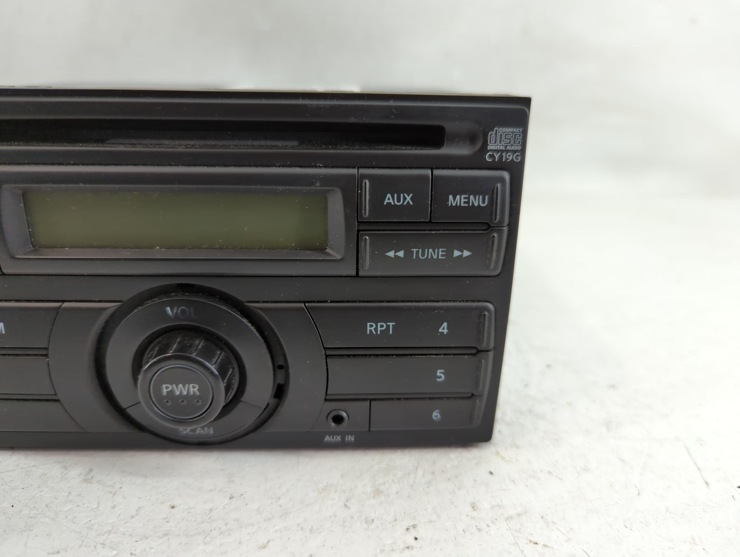 2012-2014 Nissan Versa Radio AM FM Cd Player Receiver Replacement P/N:28185 3AN0A Fits Fits 2012 2013 2014 OEM Used Auto Par