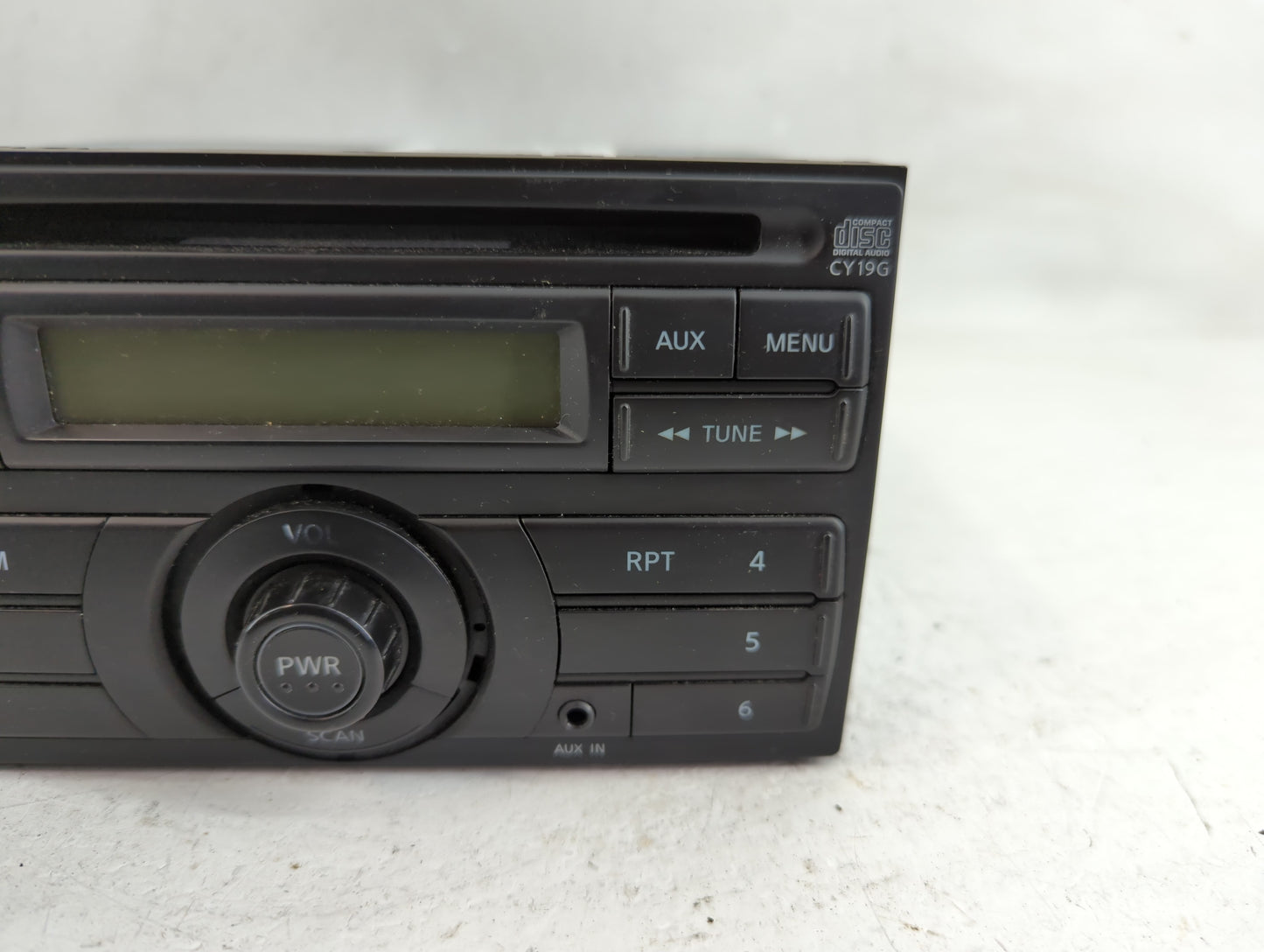 2012-2014 Nissan Versa Radio AM FM Cd Player Receiver Replacement P/N:28185 3AN0A Fits Fits 2012 2013 2014 OEM Used Auto Par