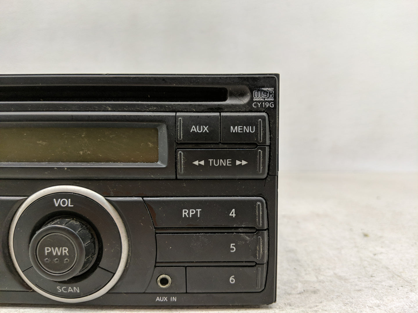 2012-2014 Nissan Versa Radio AM FM Cd Player Receiver Replacement P/N:28185 3AN0A Fits Fits 2012 2013 2014 OEM Used Auto Par