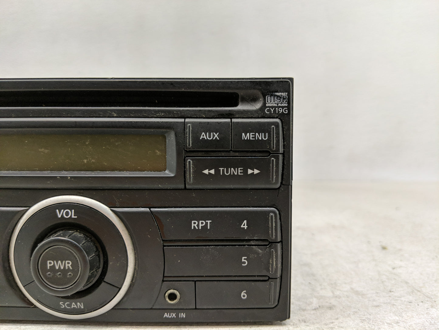 2012-2014 Nissan Versa Radio AM FM Cd Player Receiver Replacement P/N:28185 3AN0A Fits Fits 2012 2013 2014 OEM Used Auto Par