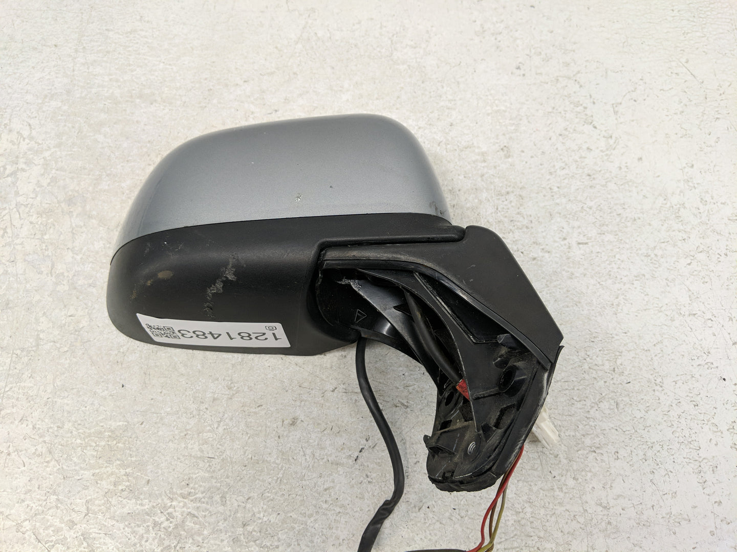 2014 Nissan Versa Side Mirror Replacement Passenger Right View Door Mirror P/N:2037 5002 Fits OEM Used Auto Parts - Oemuseda