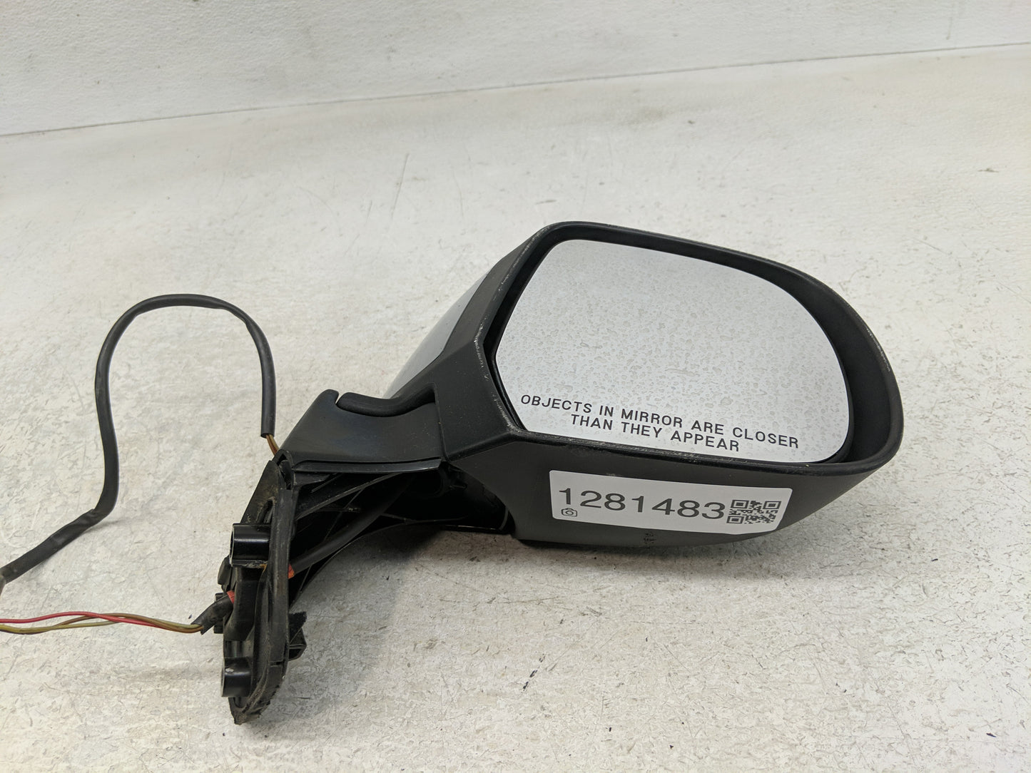 2014 Nissan Versa Side Mirror Replacement Passenger Right View Door Mirror P/N:2037 5002 Fits OEM Used Auto Parts - Oemuseda