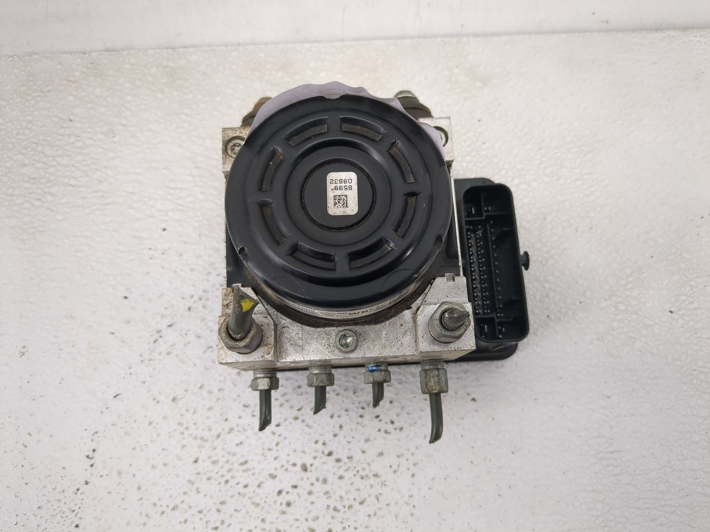 2014-2019 Nissan Versa ABS Pump Control Module Replacement P/N:47660 3WC0B Fits Fits 2014 2015 2016 2017 2018 2019 OEM Used 