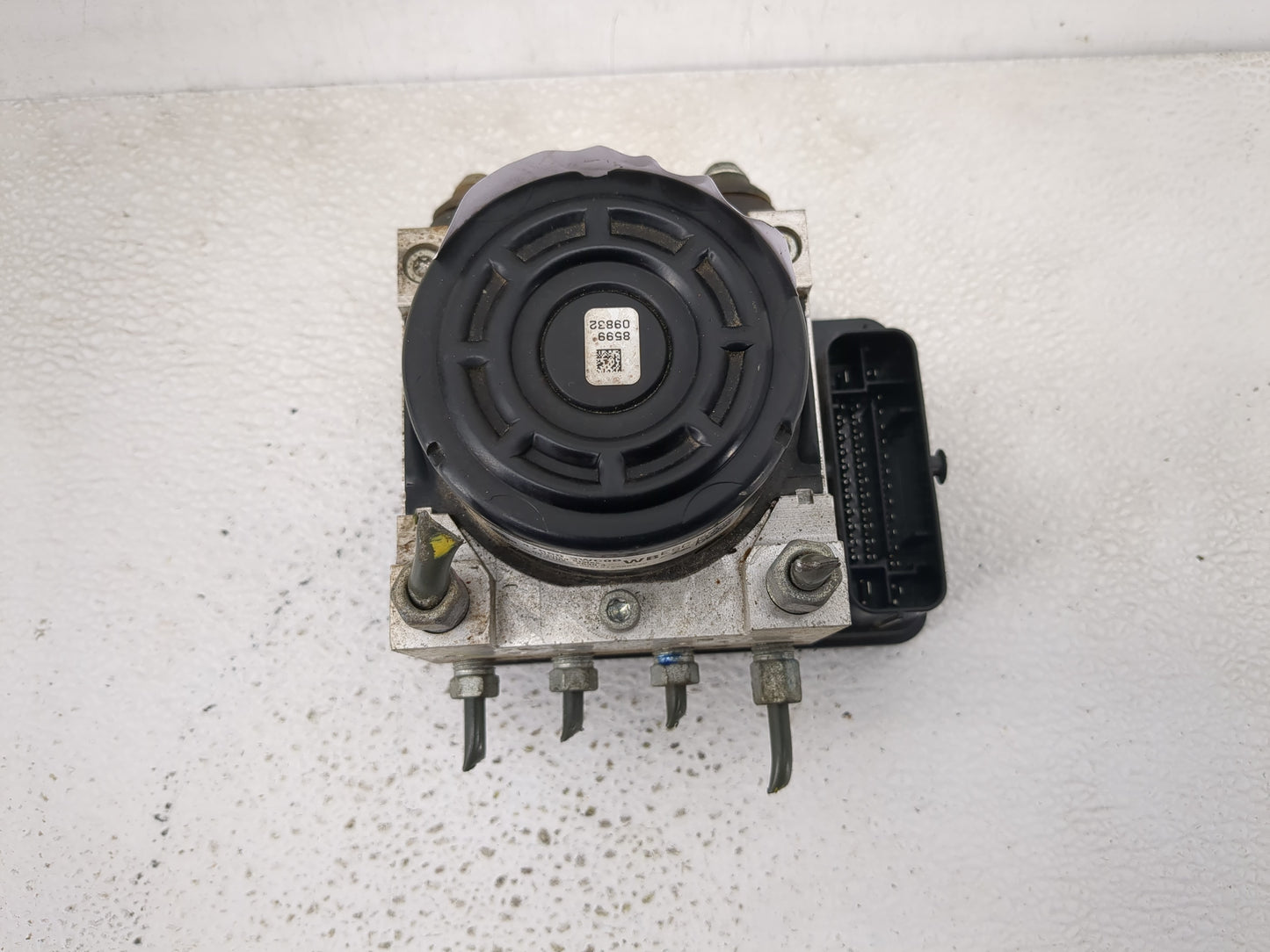 2014-2019 Nissan Versa ABS Pump Control Module Replacement P/N:47660 3WC0B Fits Fits 2014 2015 2016 2017 2018 2019 OEM Used 