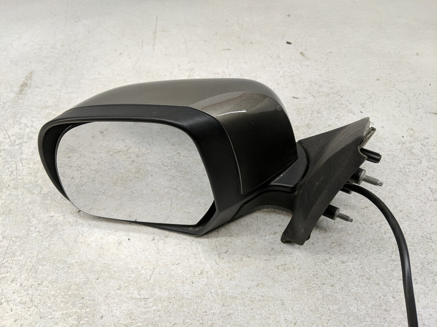 2012-2014 Nissan Versa Driver Side View Mirror - Left Door Mirror OEM Used - Oemusedautoparts1.com