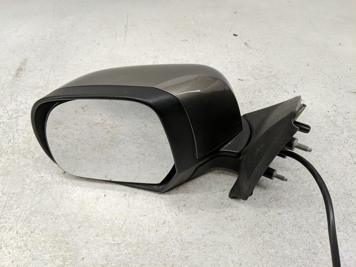 2012-2014 Nissan Versa Driver Side View Mirror - Left Door Mirror OEM Used - Oemusedautoparts1.com