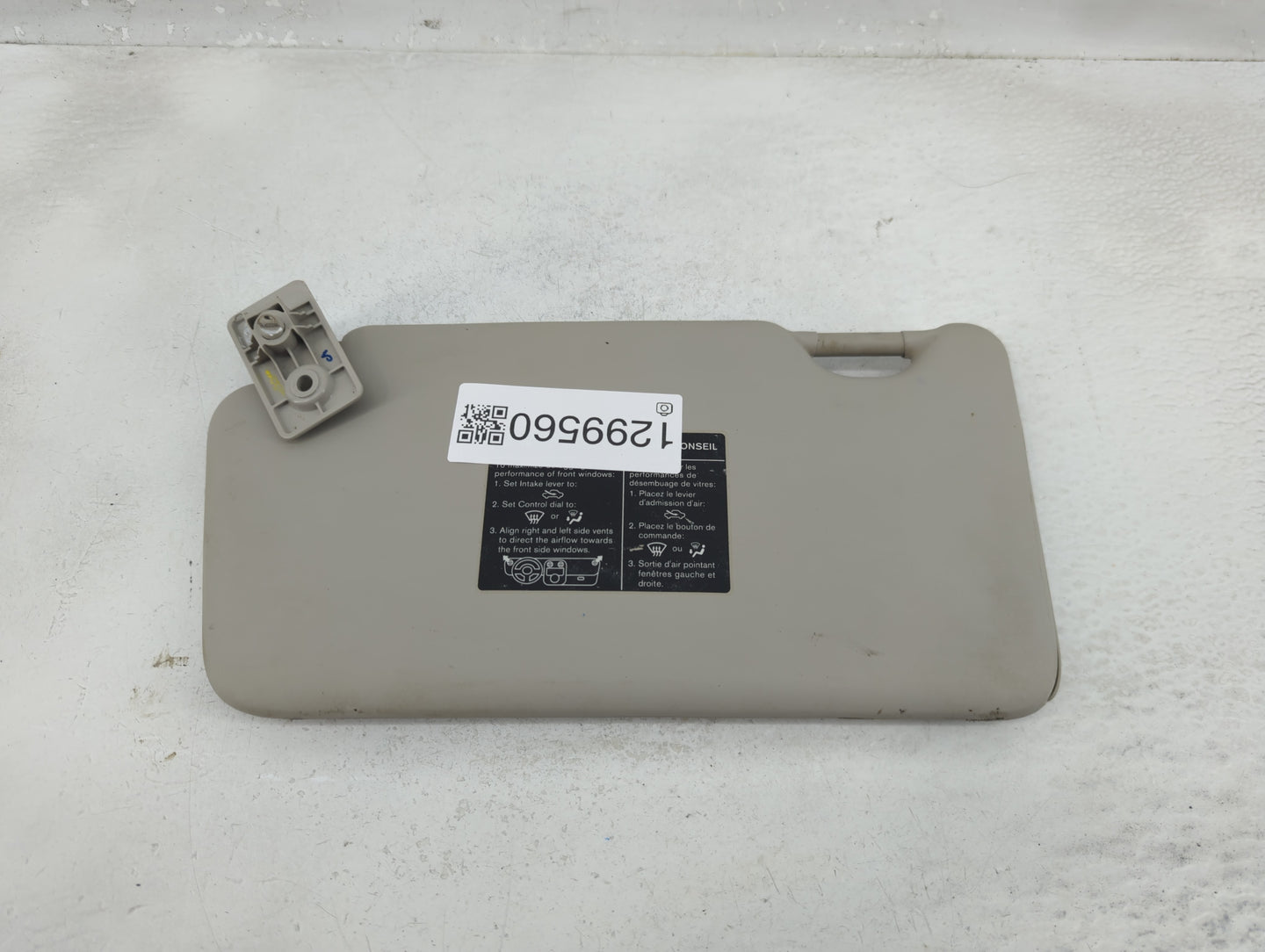 2012-2015 Nissan Versa Sun Visor Shade Replacement Driver Left Mirror Fits Fits 2012 2013 2014 2015 OEM Used Auto Parts - Oe