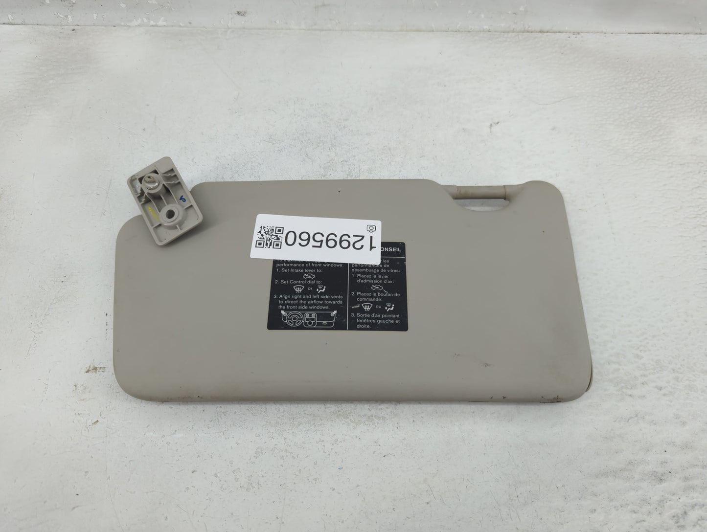 2012-2015 Nissan Versa Sun Visor Shade Replacement Driver Left Mirror Fits Fits 2012 2013 2014 2015 OEM Used Auto Parts - Oe
