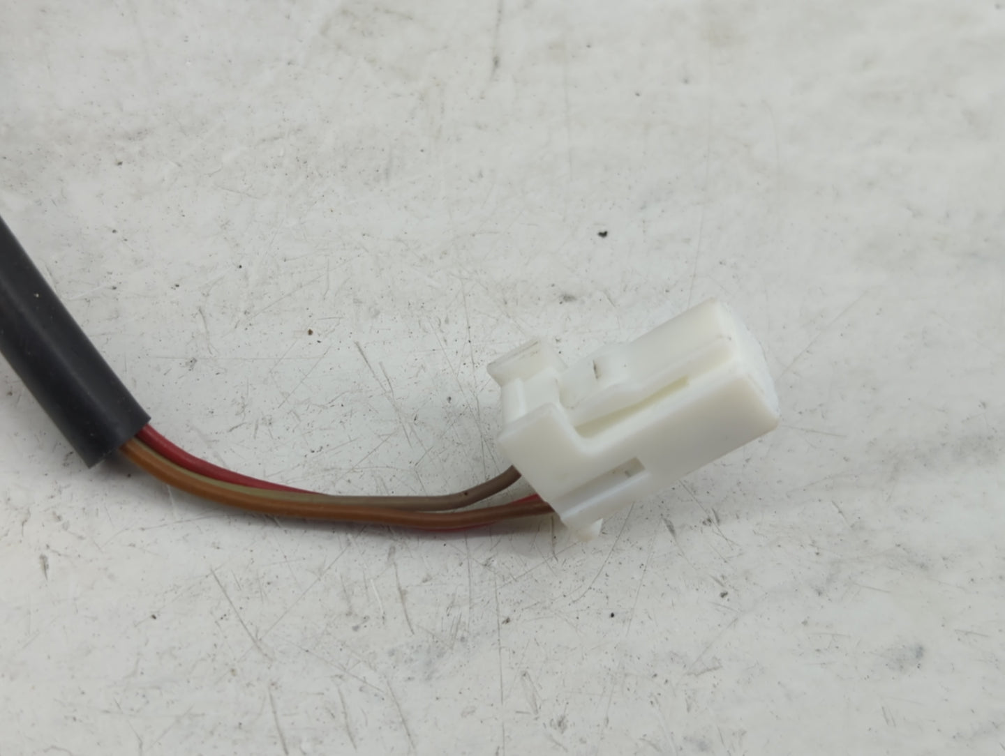 2012-2014 Nissan Versa Passenger Side View Mirror - Right Door Mirror OEM Used - Oemusedautoparts1.com