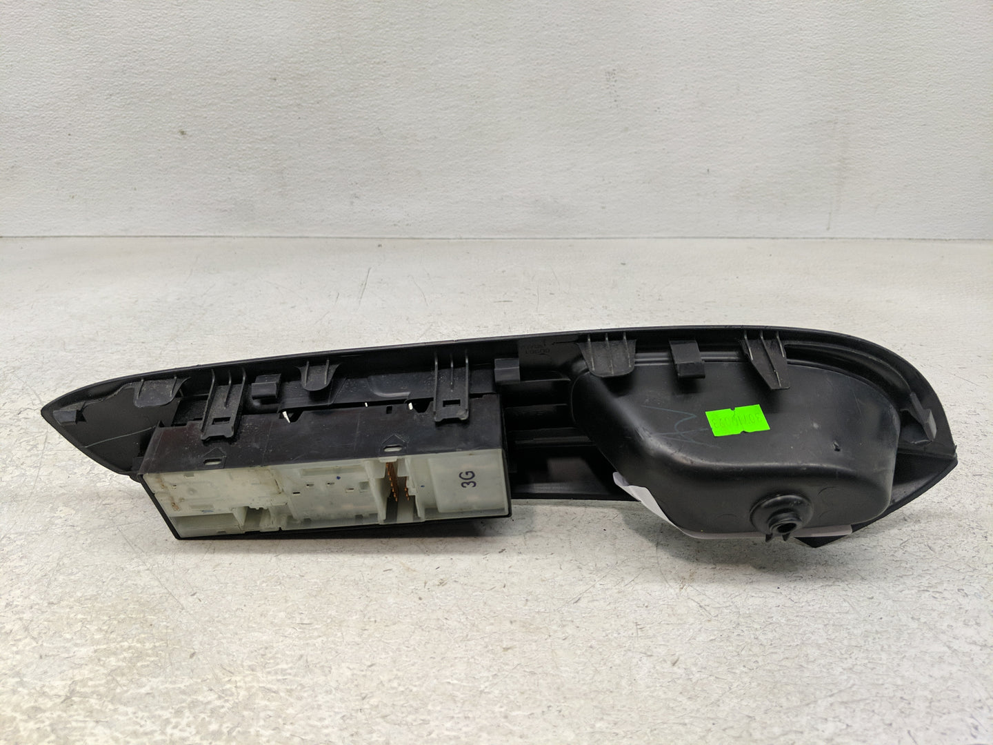 2012-2019 Nissan Versa Master Power Window Switch Replacement Driver Side Left P/N:80961 3BA0A Fits OEM Used Auto Parts - Oe