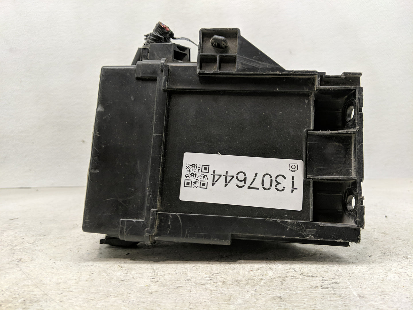 2013-2019 Nissan Versa Fusebox Fuse Box Panel Relay Module Fits Fits 2013 2014 2015 2016 2017 2018 2019 OEM Used Auto Parts 