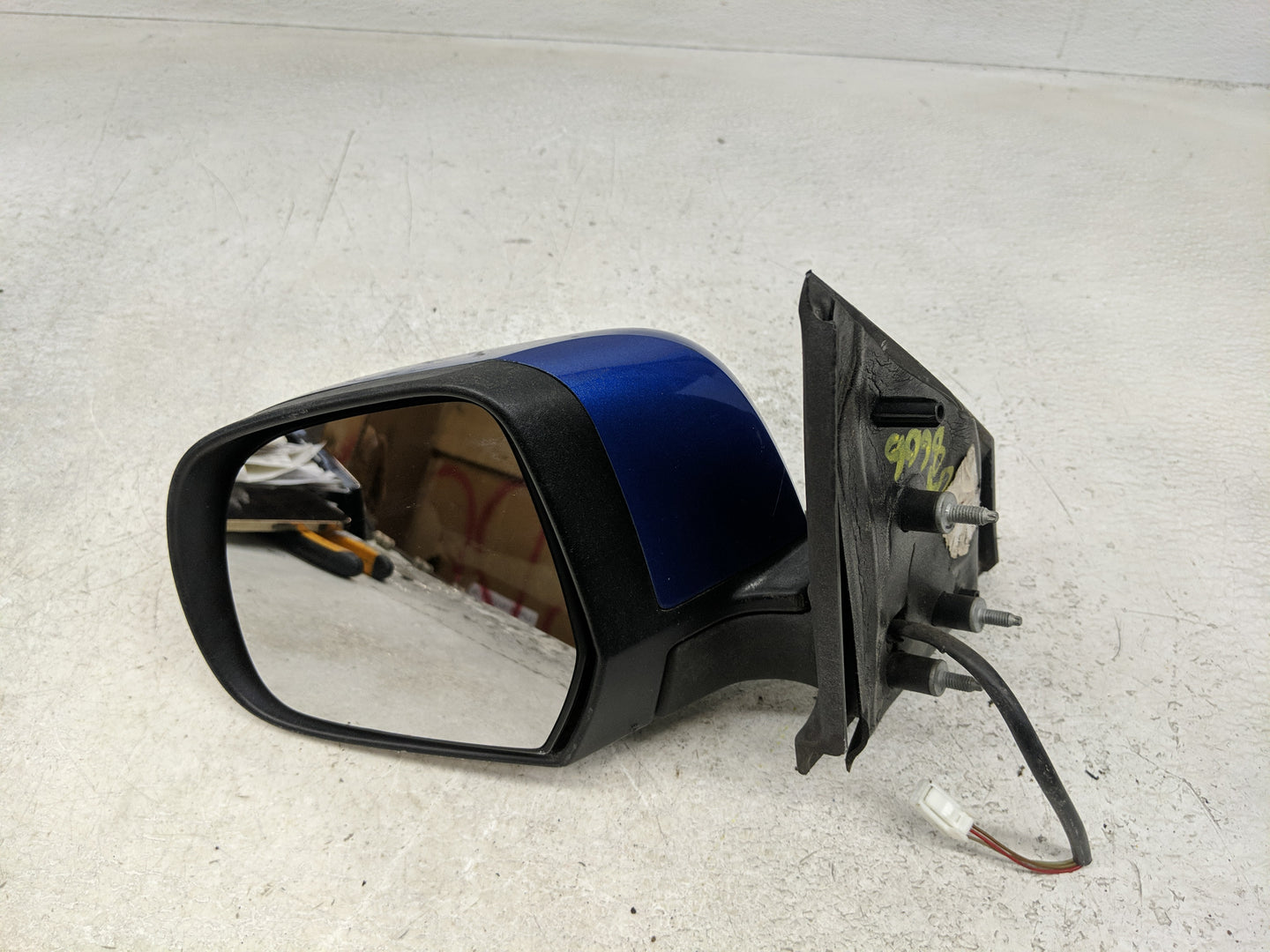 2012-2014 Nissan Versa Driver Side View Mirror - Left Door Mirror OEM Used - Oemusedautoparts1.com